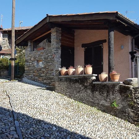 Rustico Villa Miglieglia Bagian luar foto